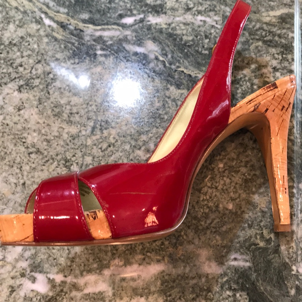 Guess, size 6 red patent leather sling back heels. - Picture 5 of 5